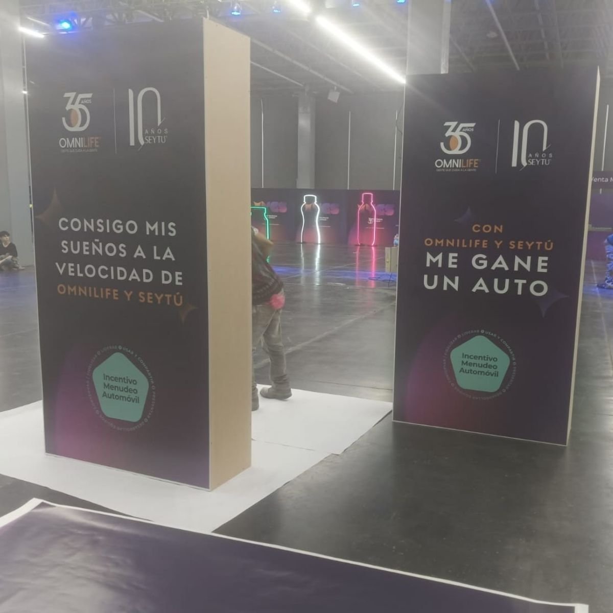 MS Serigraphicart - stands con vinil